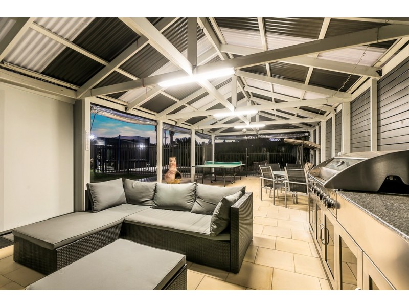 16 Leawarra Avenue, Seaford SA 5169