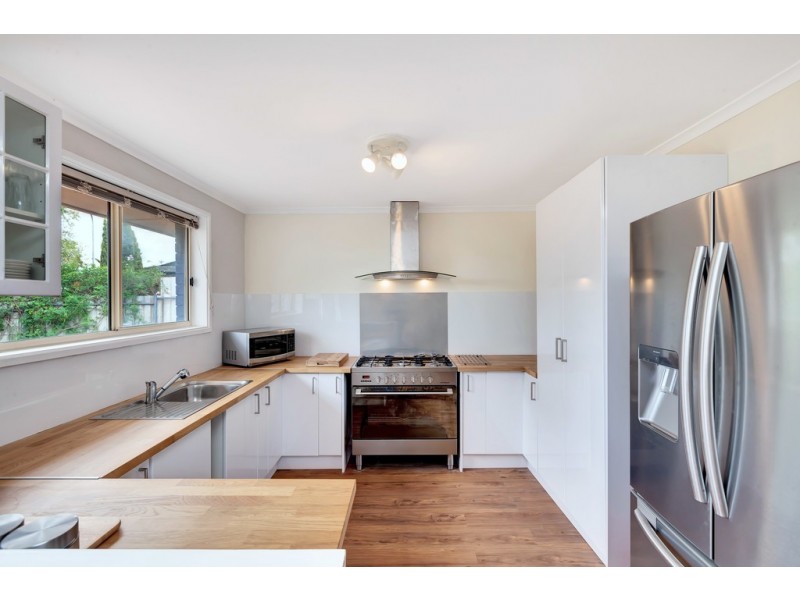 13 Treasure Place, Seaford Rise SA 5169