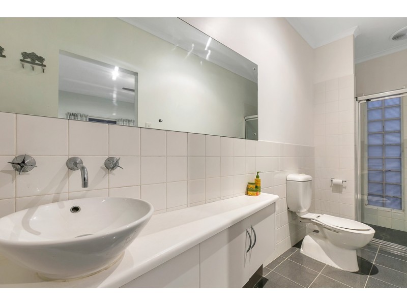 12 Elberry Close, Moana SA 5169