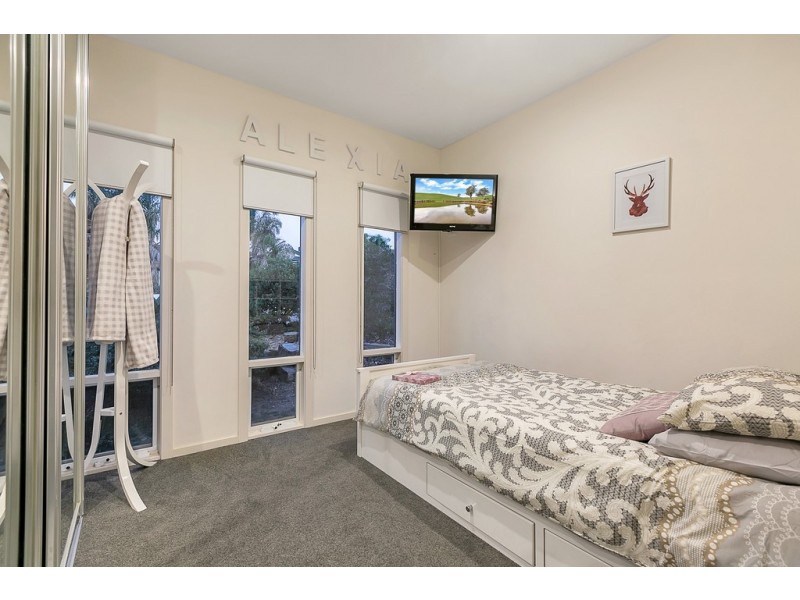 12 Elberry Close, Moana SA 5169