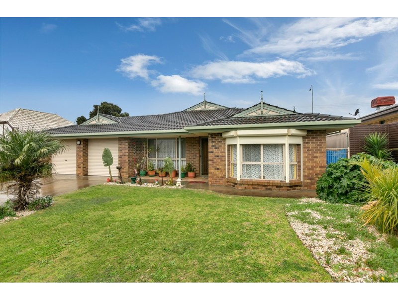 22 Churston Place, Moana SA 5169