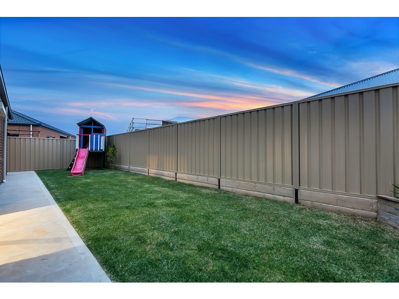 26 Admiral Parade, Seaford Meadows SA 5169