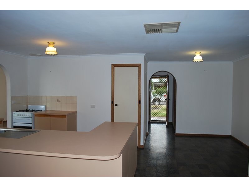 10 Babbacombe Drive, Moana SA 5169