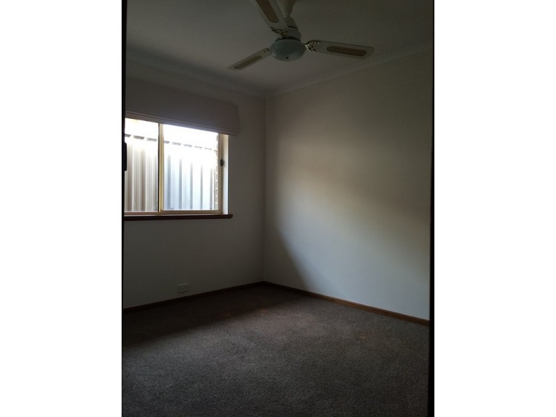 10 Babbacombe Drive, Moana SA 5169