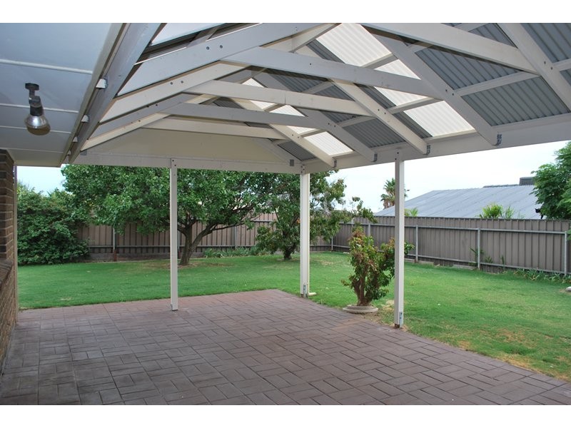 10 Babbacombe Drive, Moana SA 5169