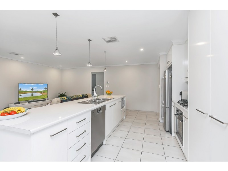 75 Beachport Road, Seaford Rise SA 5169