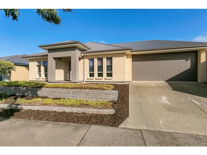 4 Polkinghorn Avenue, Aldinga Beach SA 5173