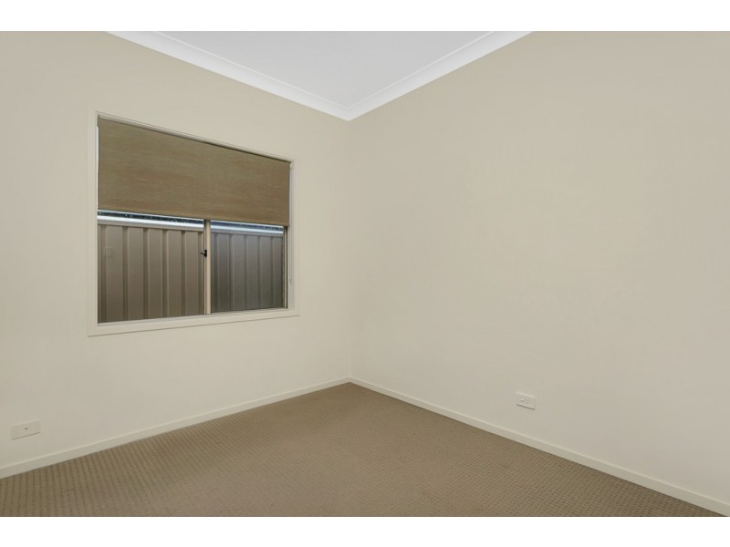 4 Polkinghorn Avenue, Aldinga Beach SA 5173