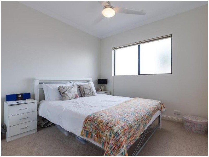 11/110 Pashen Street, Morningside QLD 4170