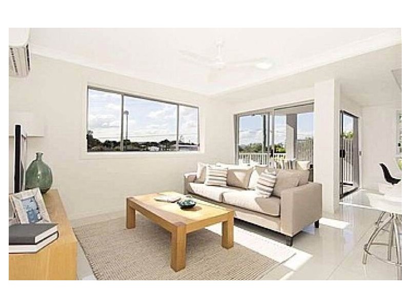 10/12 Lake Street, Yeronga QLD 4104