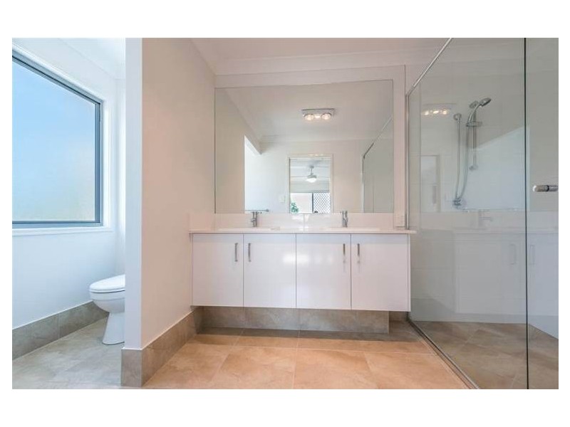 21 Tarm Street, Wavell Heights QLD 4012