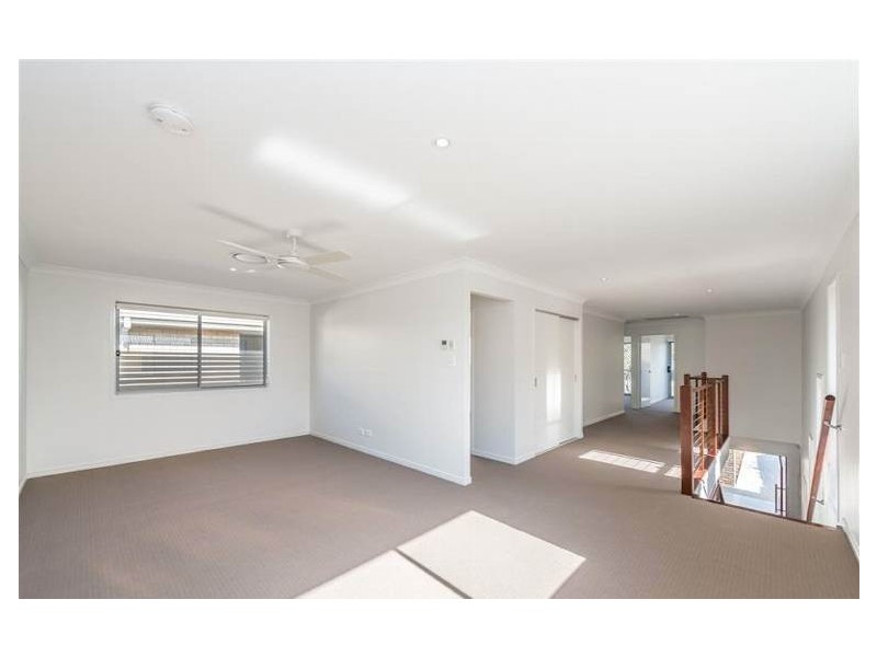 21 Tarm Street, Wavell Heights QLD 4012