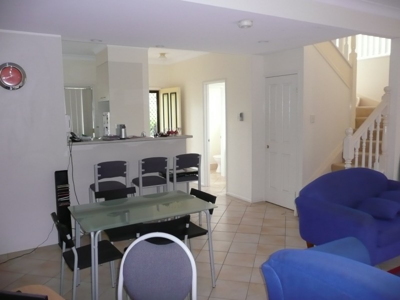 2/25 Beaufort Street, Alderley QLD 4051