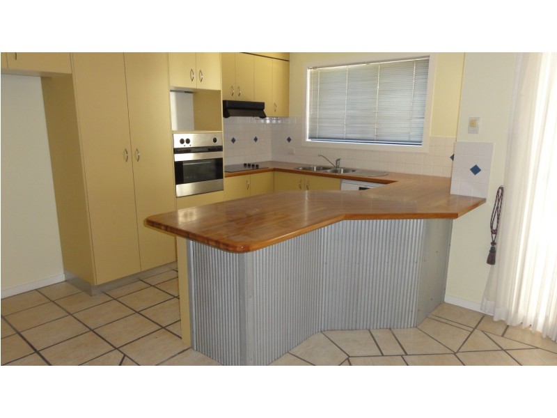 2/2 Hartley Street, Camp Hill QLD 4152