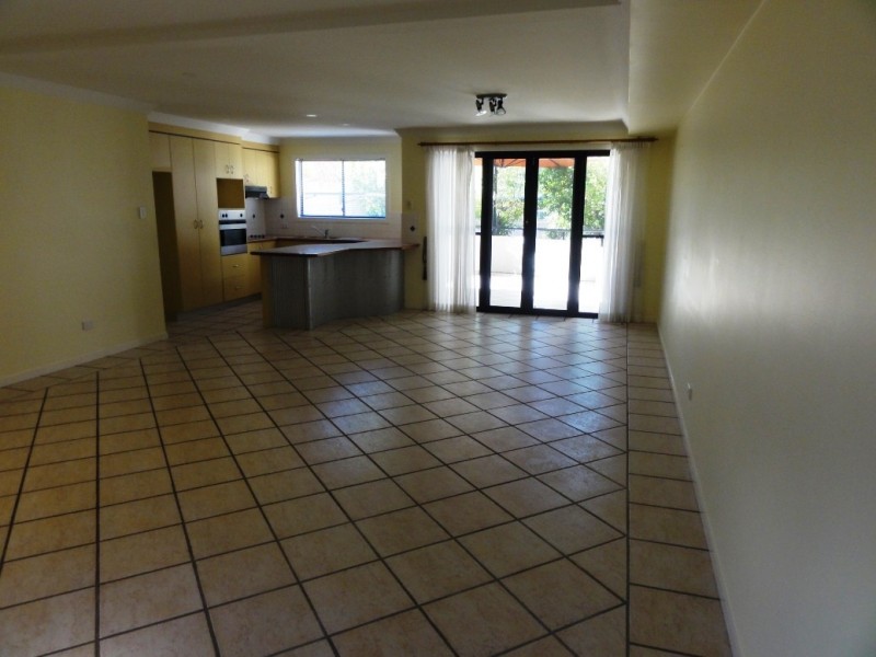 2/2 Hartley Street, Camp Hill QLD 4152