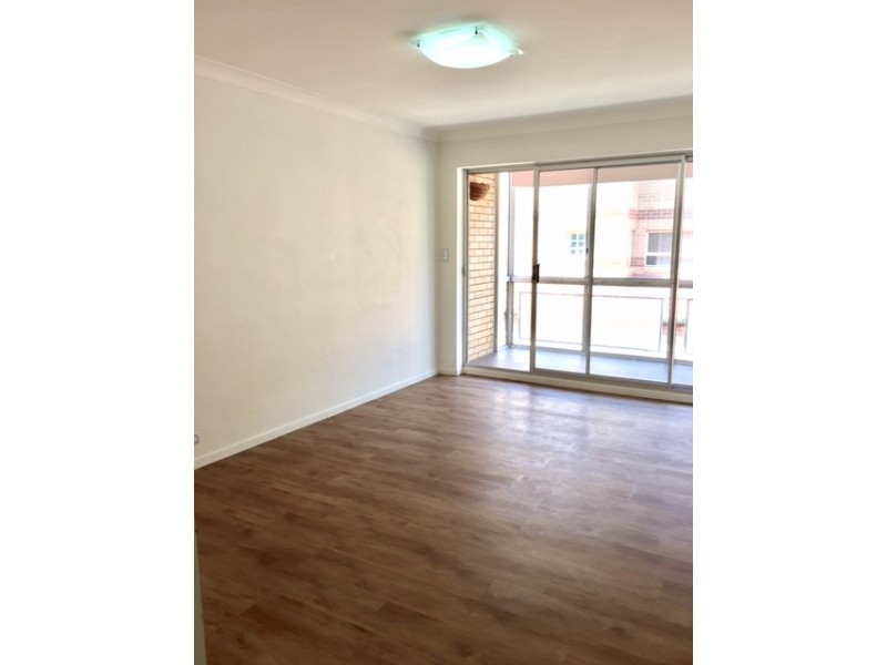 2/44 Kitchener Street, Coorparoo QLD 4151