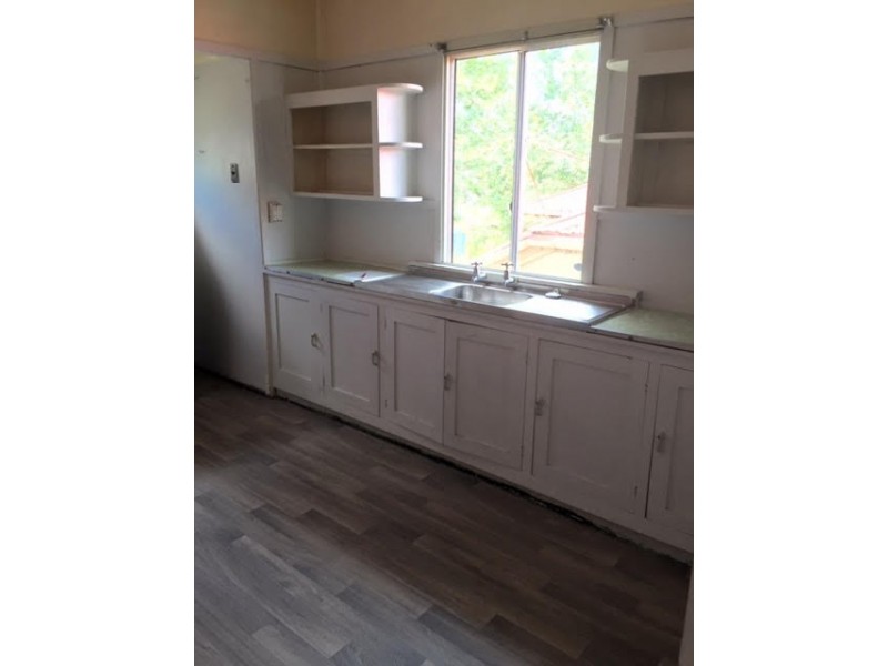 55 Sparkes Street, Chermside QLD 4032