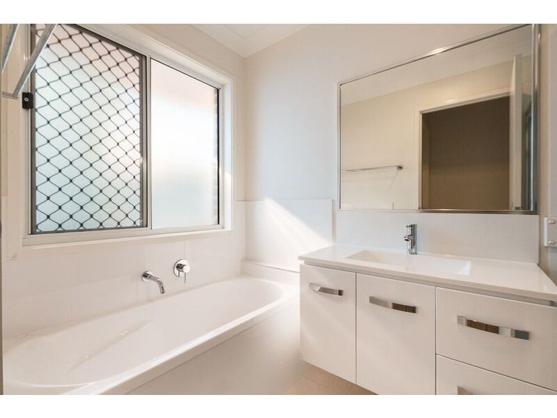 16 Sienna Circuit, Yarrabilba QLD 4207