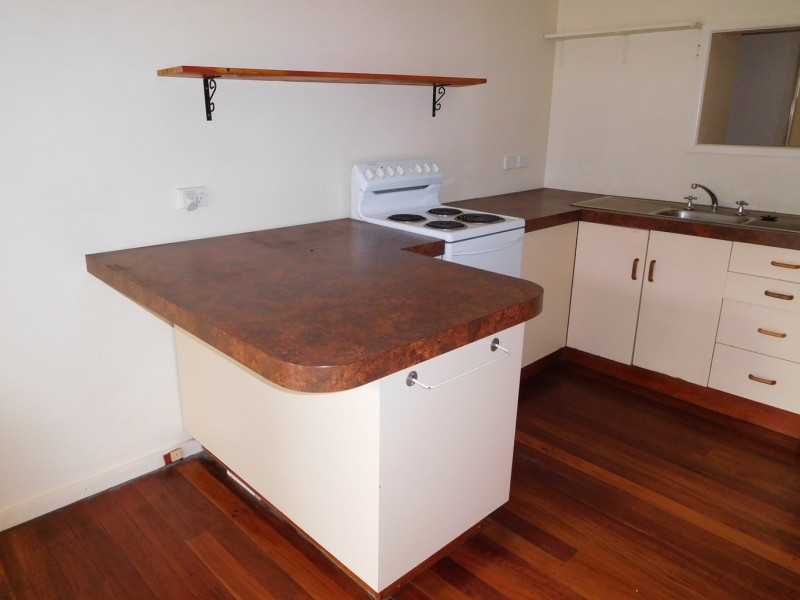 163 Morehead Avenue, Norman Park QLD 4170