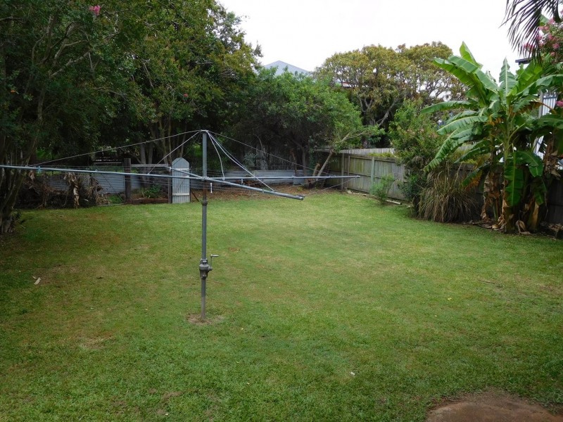 163 Morehead Avenue, Norman Park QLD 4170