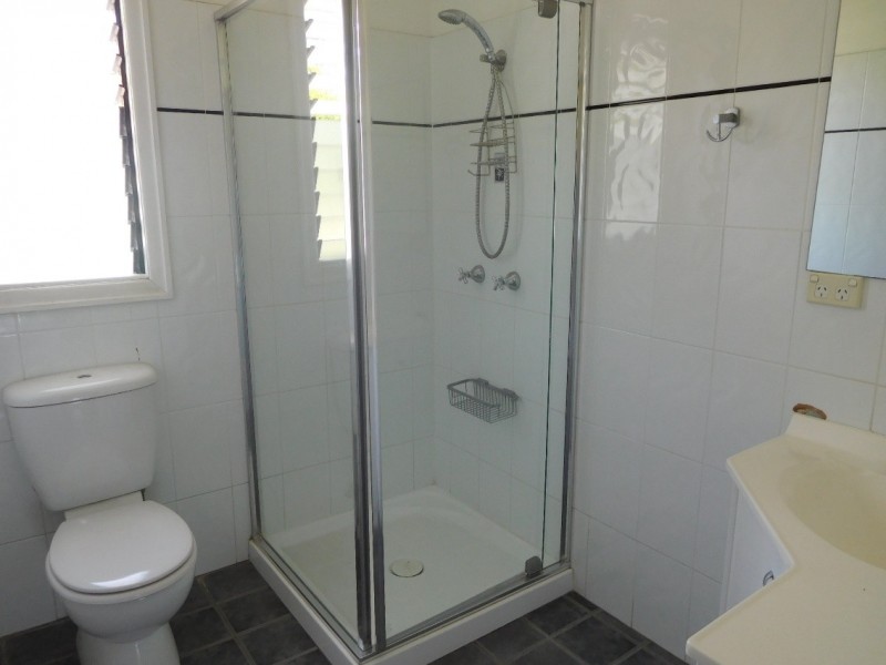 277 Edinburgh Castle Road, Wavell Heights QLD 4012