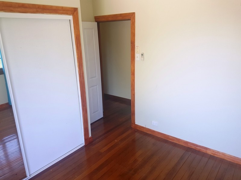 277 Edinburgh Castle Road, Wavell Heights QLD 4012