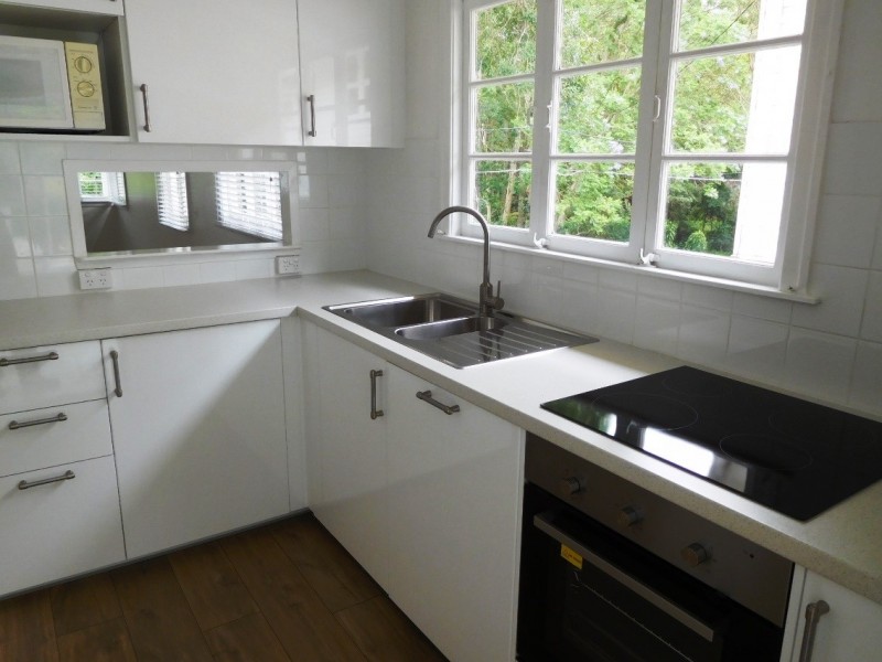 29 Bardon Esplanade, Bardon QLD 4065