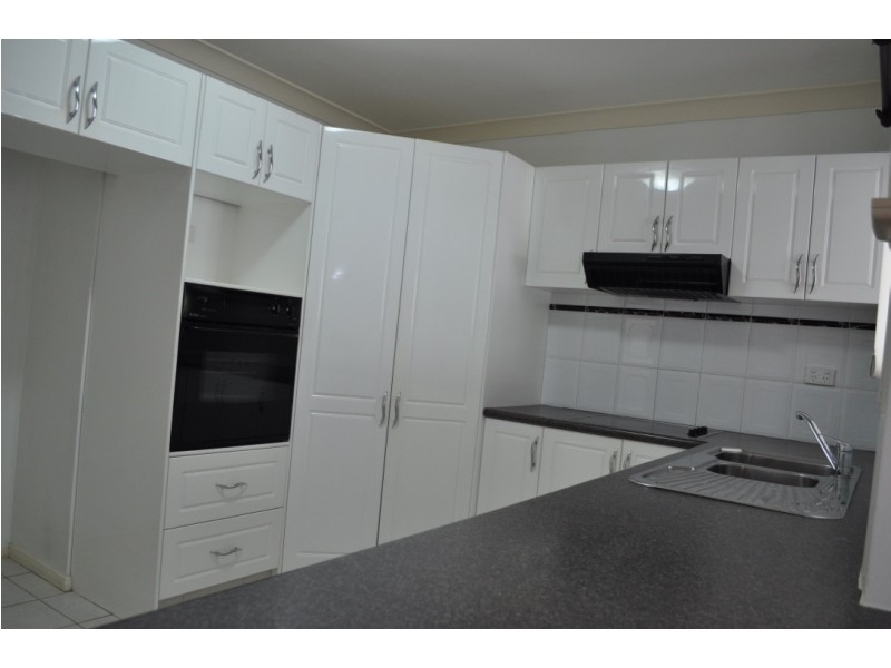 10 Kingwell Street, Moorooka QLD 4105