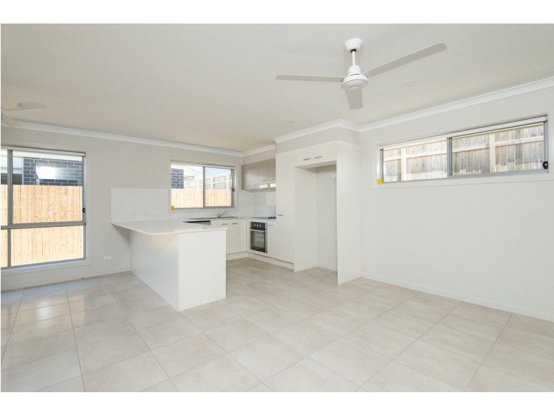 51 Kangaroo Crescent, Springfield Lakes QLD 4300