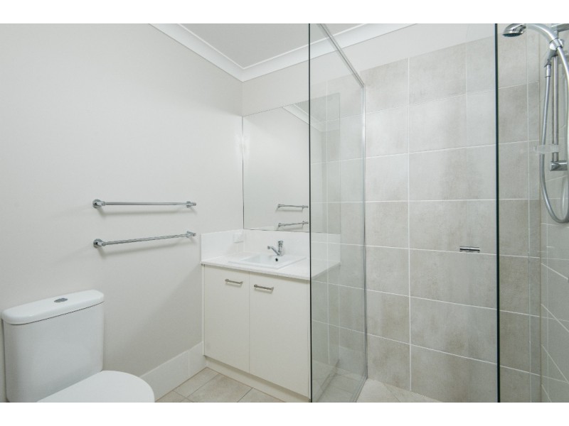 51 Kangaroo Crescent, Springfield Lakes QLD 4300