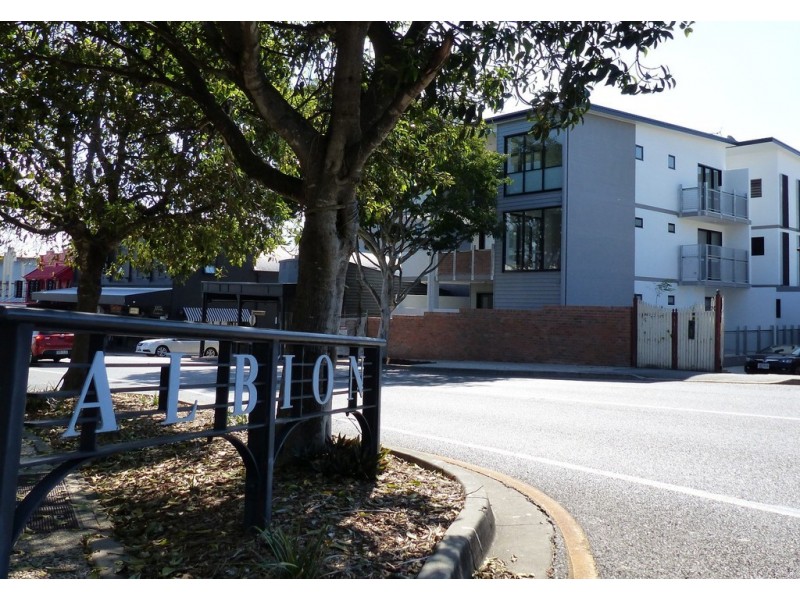 9/368 Sandgate Road, Albion QLD 4010