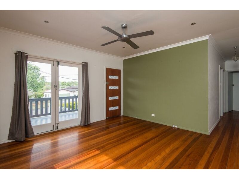 428 Nursery Road, Holland Park QLD 4121