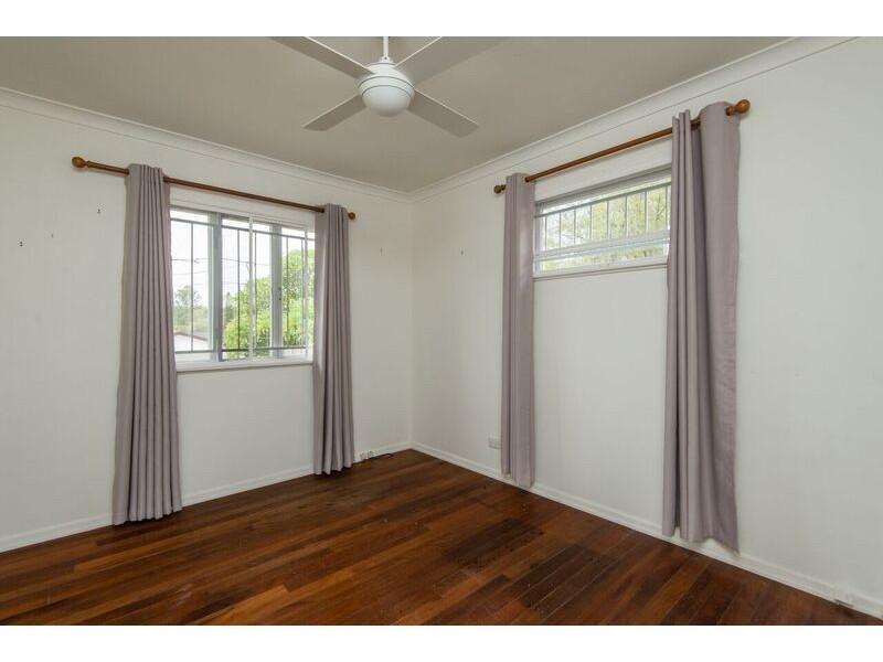 428 Nursery Road, Holland Park QLD 4121