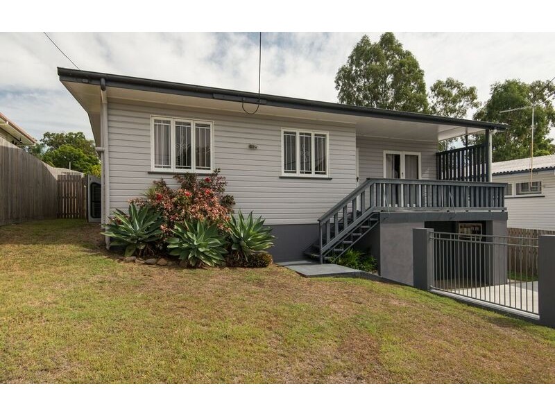 428 Nursery Road, Holland Park QLD 4121