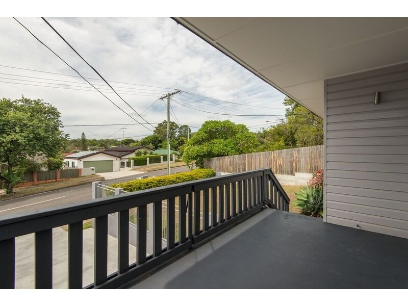 428 Nursery Road, Holland Park QLD 4121