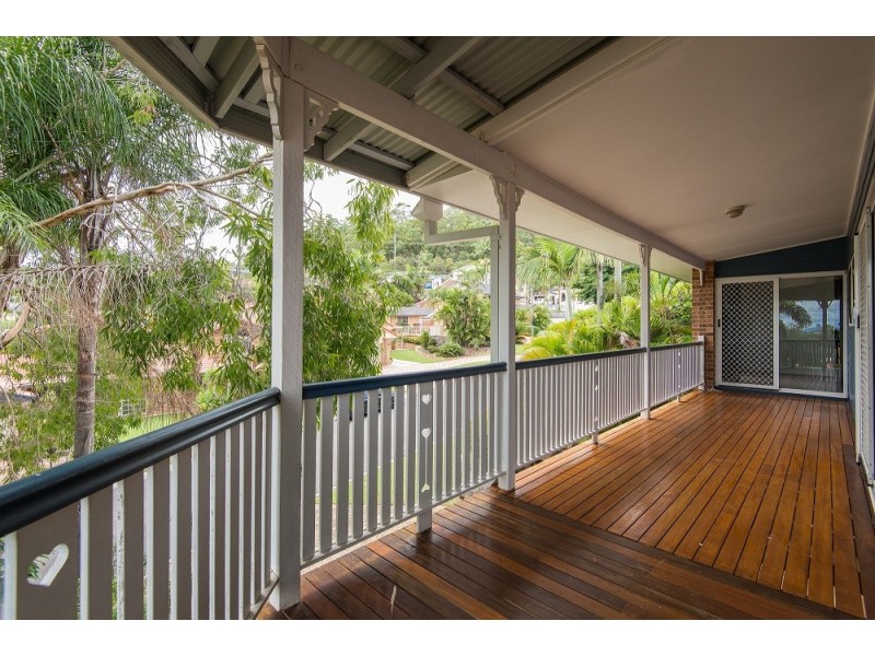 7 Gon Chee Court, Carindale QLD 4152