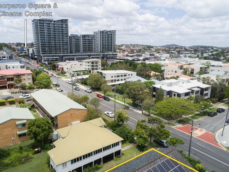 124 Cavendish Road, Coorparoo QLD 4151