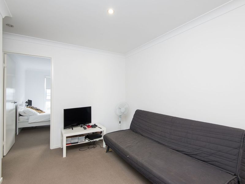 37/57 Charles Canty Drive, Wellington Point QLD 4160