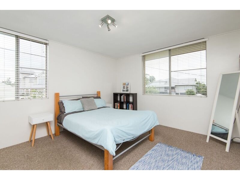 8/19 Balmoral Terrace, East Brisbane QLD 4169