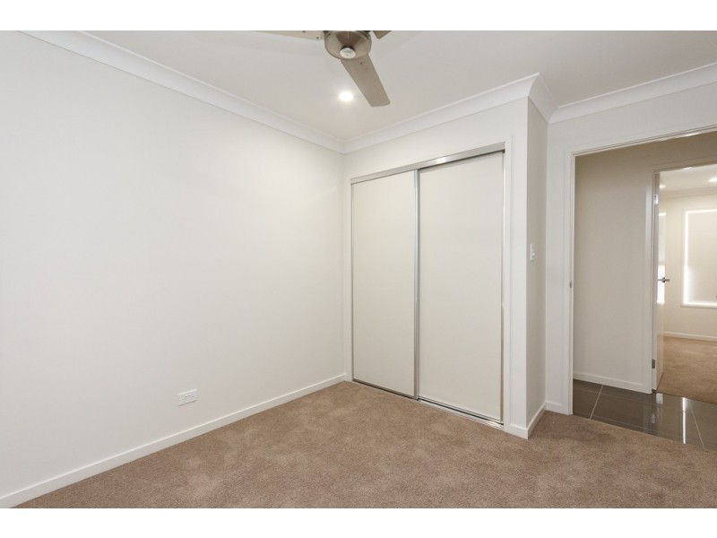 24 Don Street, Deebing Heights QLD 4306