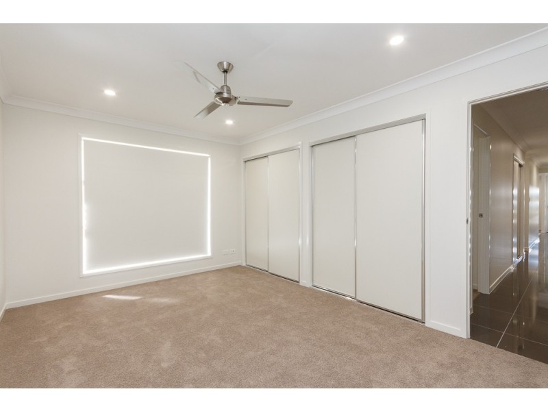 24 Don Street, Deebing Heights QLD 4306