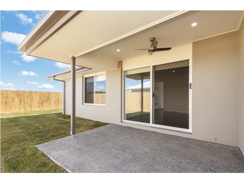 24 Don Street, Deebing Heights QLD 4306