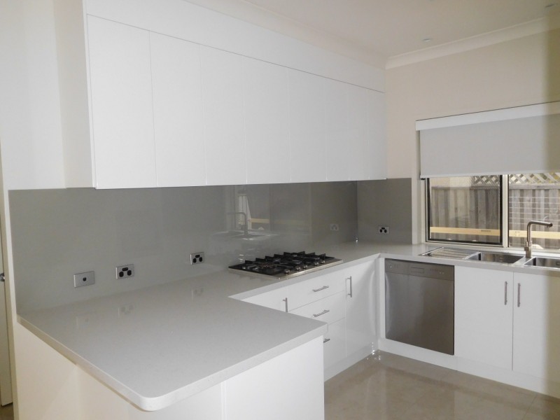 15 Oleander Place, Carindale QLD 4152