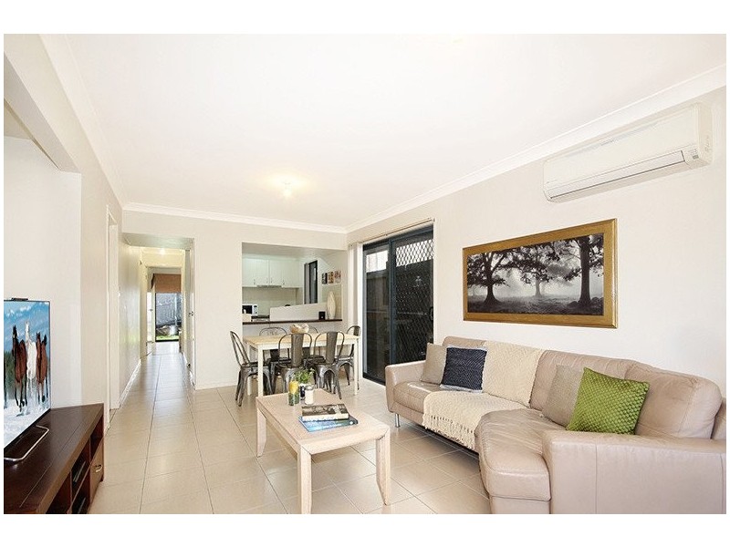 5 Clearpoint Way, Springfield Lakes QLD 4300