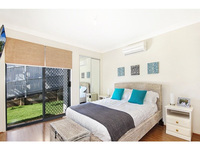 5 Clearpoint Way, Springfield Lakes QLD 4300