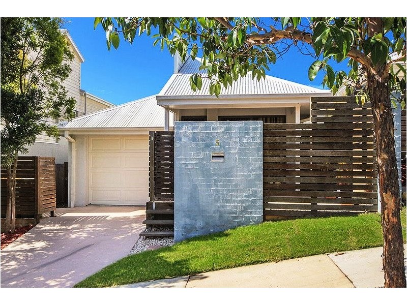 5 Clearpoint Way, Springfield Lakes QLD 4300