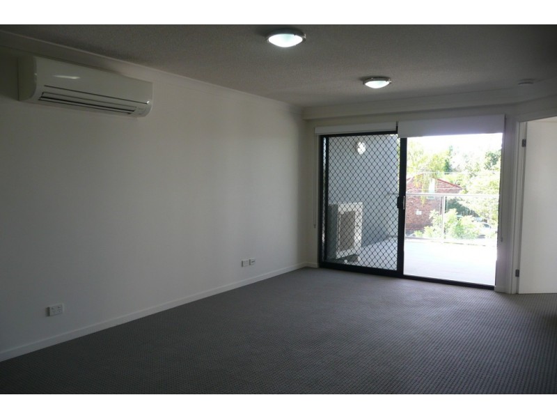 224/83 Lawson Street, Morningside QLD 4170