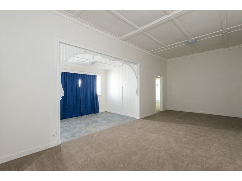 68 Nudgee Road, Hamilton QLD 4007
