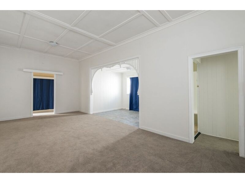 68 Nudgee Road, Hamilton QLD 4007