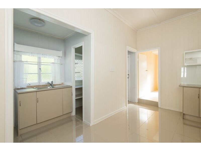 68 Nudgee Road, Hamilton QLD 4007